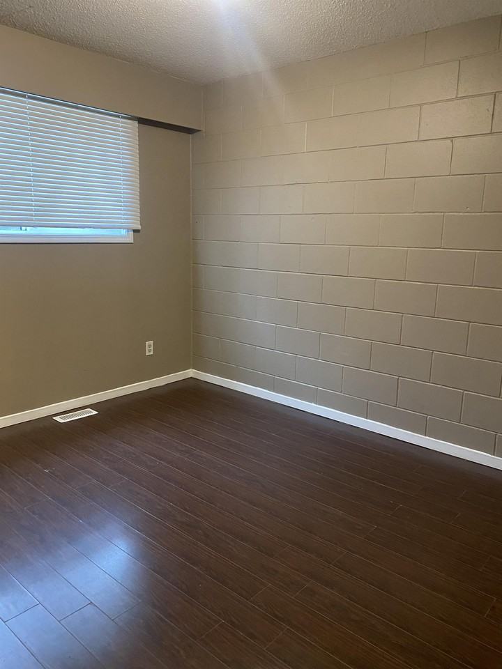 2246 Quince St #A - Photo 6 of 10