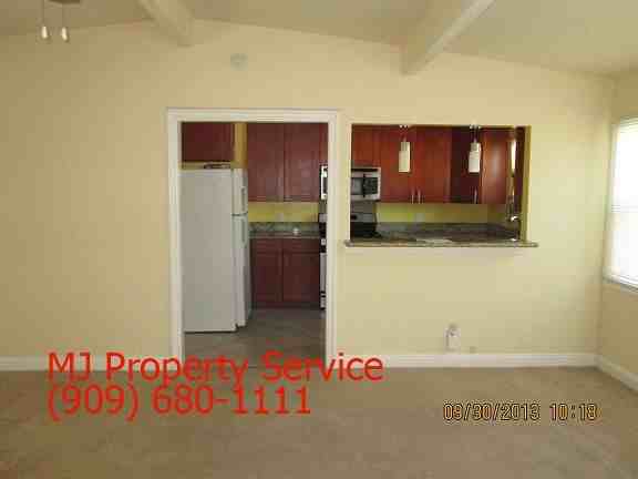 16202 Kingside Dr - Photo 3 of 6