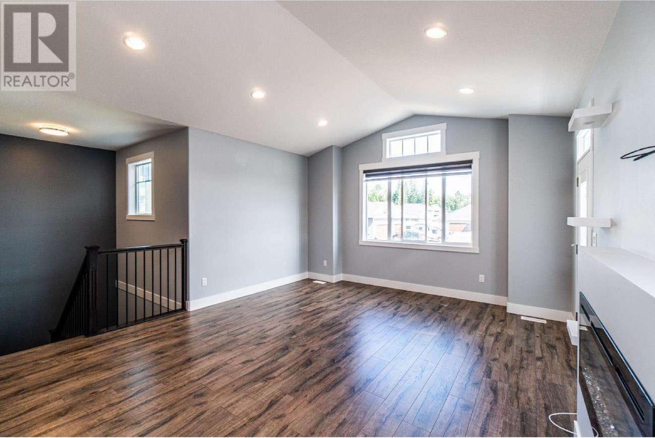 2983 Ellington Avenue #A - Photo 4 of 19