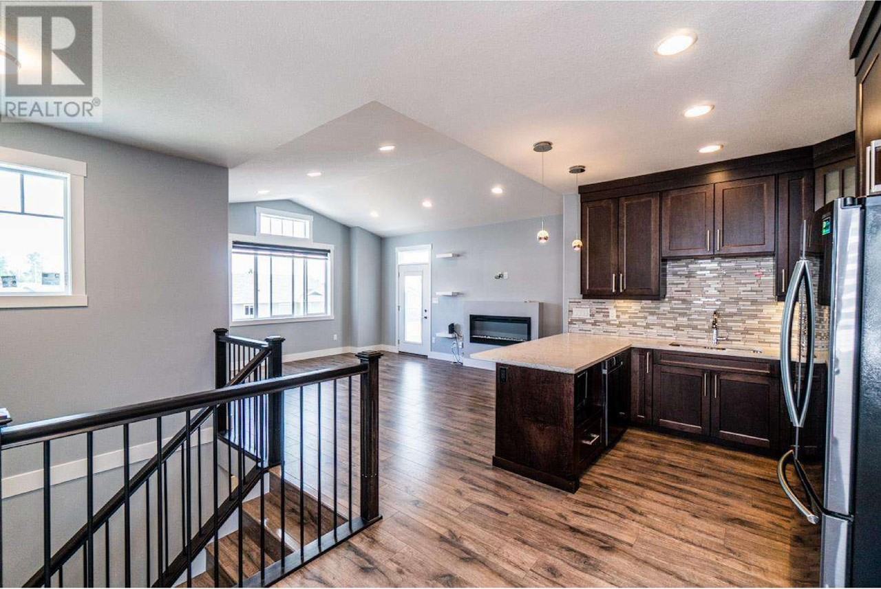 2983 Ellington Avenue #A - Photo 5 of 19
