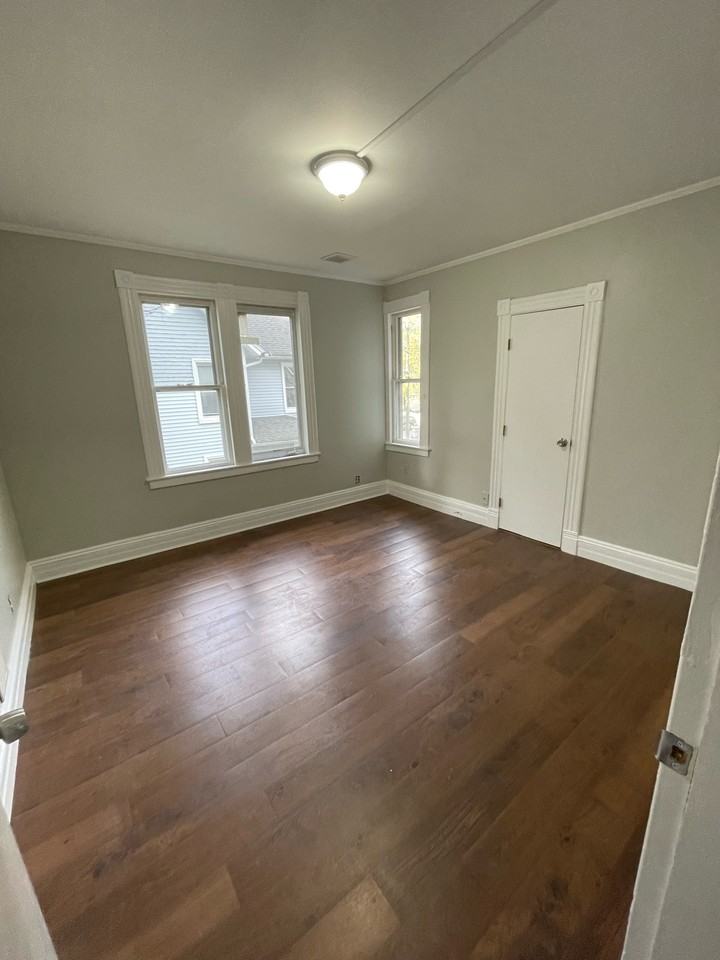 19 Prince St #2R - Photo 4 of 11