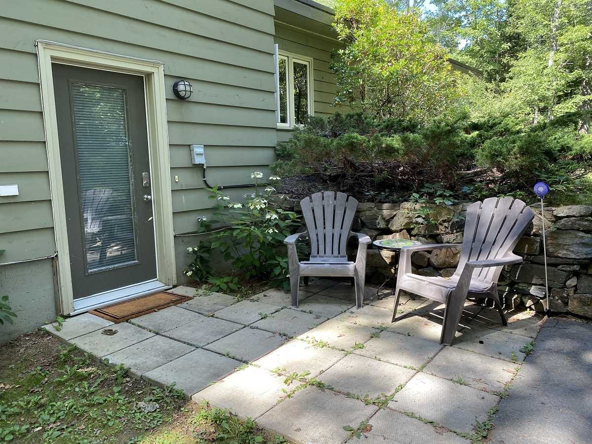 2137 Purcells Cove Rd 1, Halifax, NS B3P 1C5 1 Bedroom Apartment for