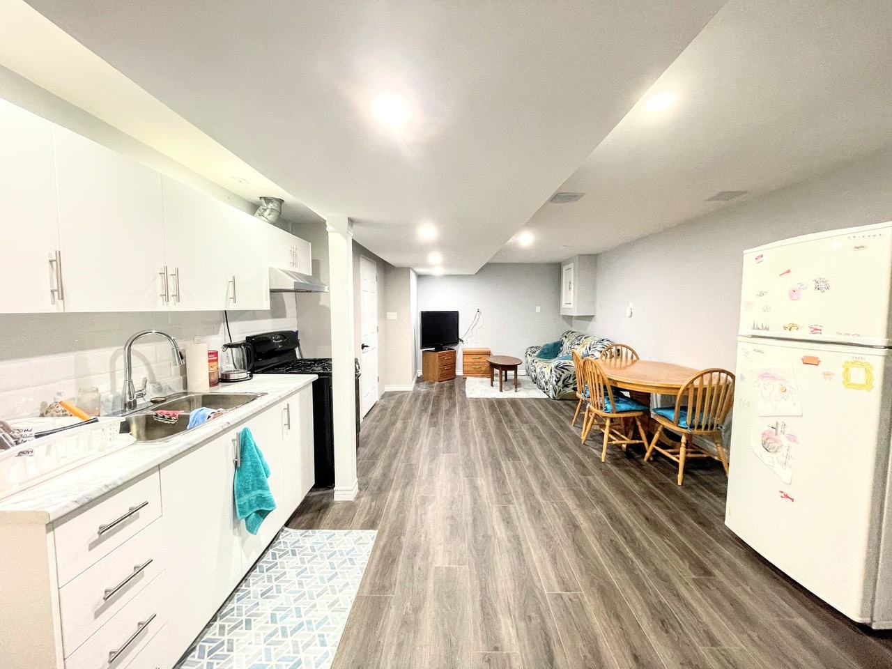 1037 Stone Church Road East lower, Hamilton, ON L8W 1B2 2 Bedroom