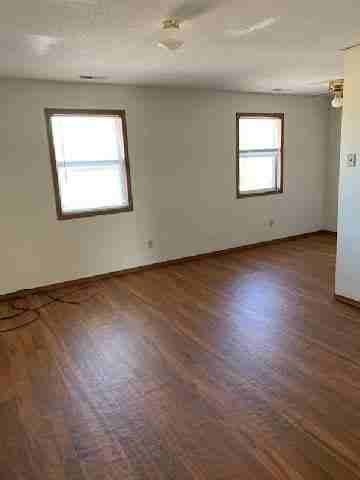 1828 W Jefferson St - Photo 2 of 5