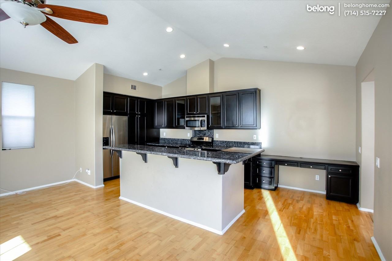43 Trumpet Vine St - Photo 2 of 27