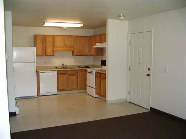 315 E Maryland Ln #B04 - Photo 3 of 3