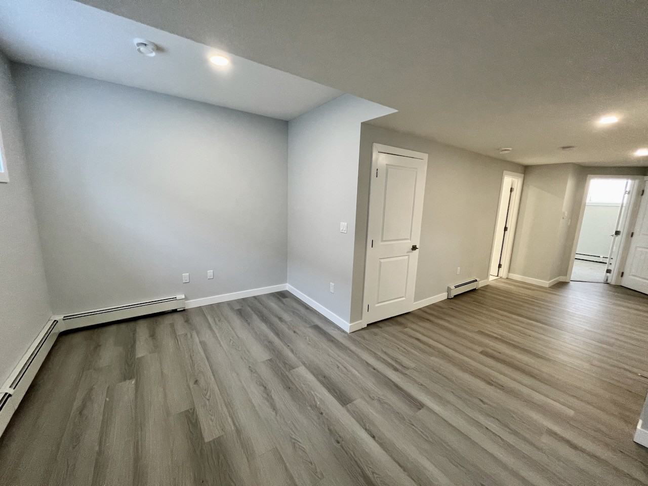 282B Rolston Wynd Bsmt #Bsmt - Photo 6 of 12