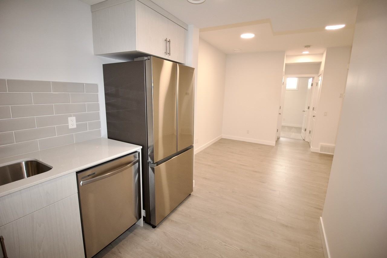 3862 Chrustawka Pl Sw Bsmt #Bsmt - Photo 2 of 21