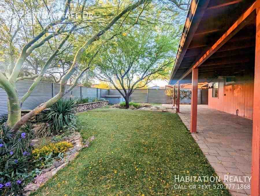 3428 W Raintree Dr - Photo 2 of 23