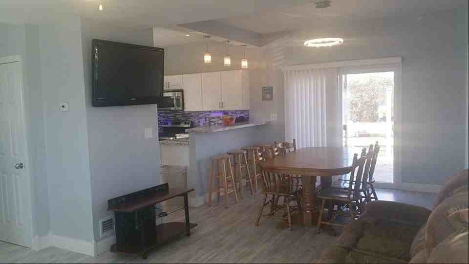 207 3rd Ave Nw #NA - Photo 2 of 19