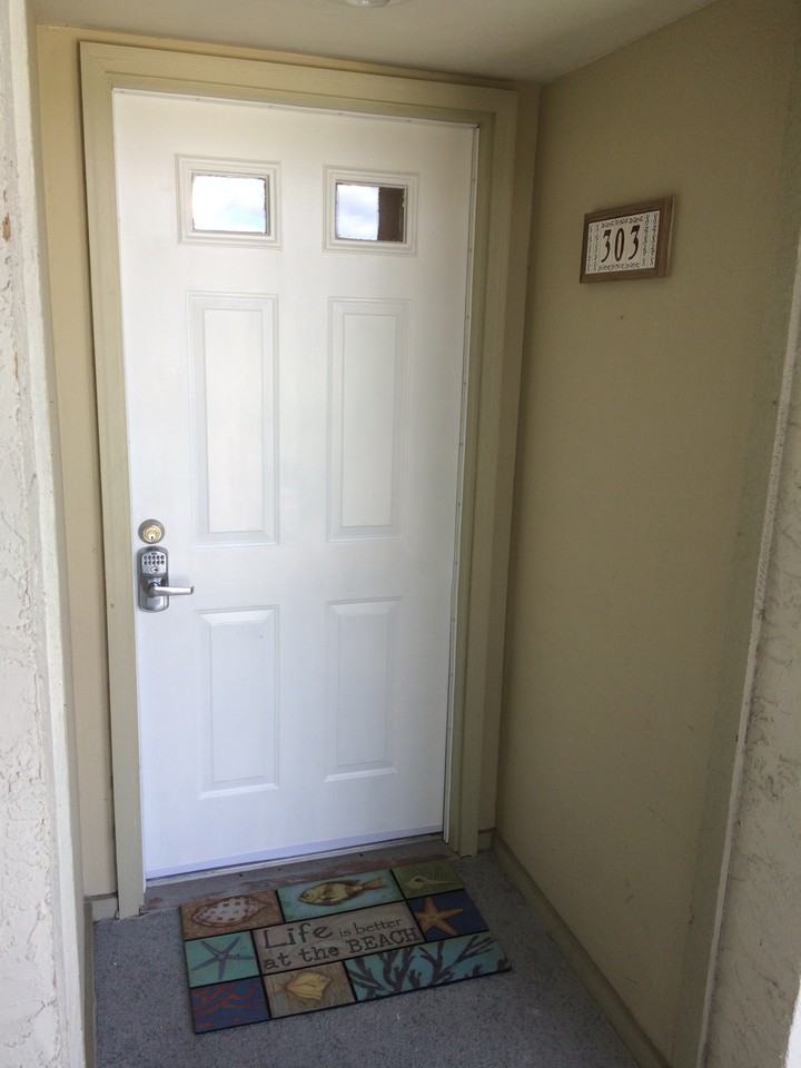 1005 Gulf Blvd #303 - Photo 3 of 33