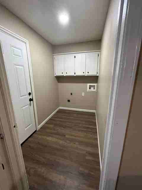 8724 Rambling Rd #NA - Photo 2 of 10