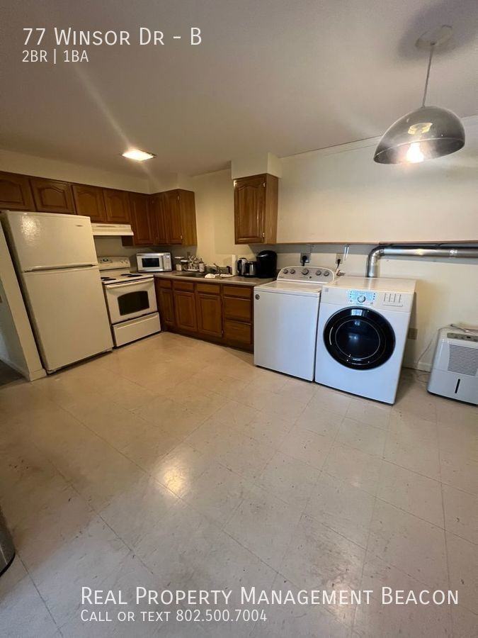 77 Winsor Dr #B - Photo 3 of 8