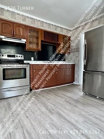 1126 Turner Ave - Photo 2 of 9