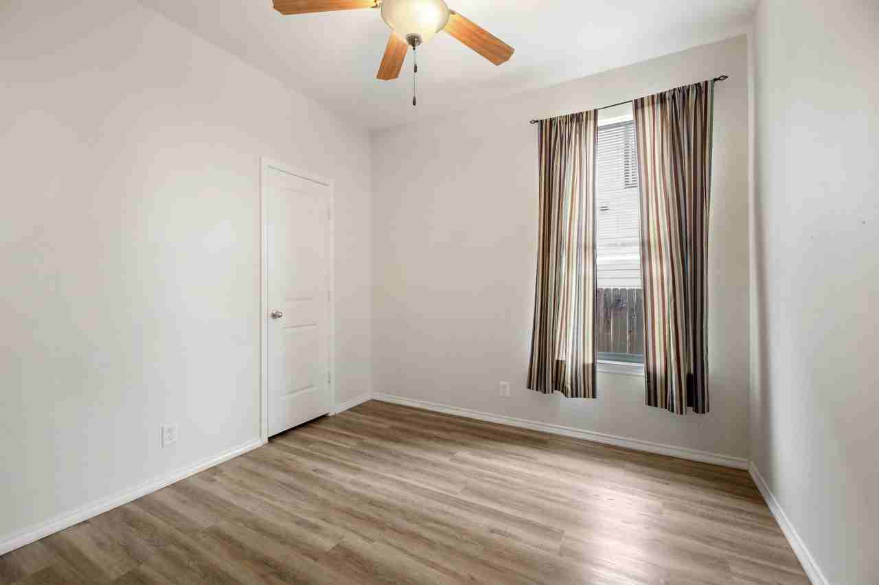 187 Rummel Dr #1 - Photo 7 of 11