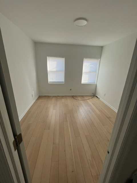 311 Cedar St #B - Photo 7 of 11
