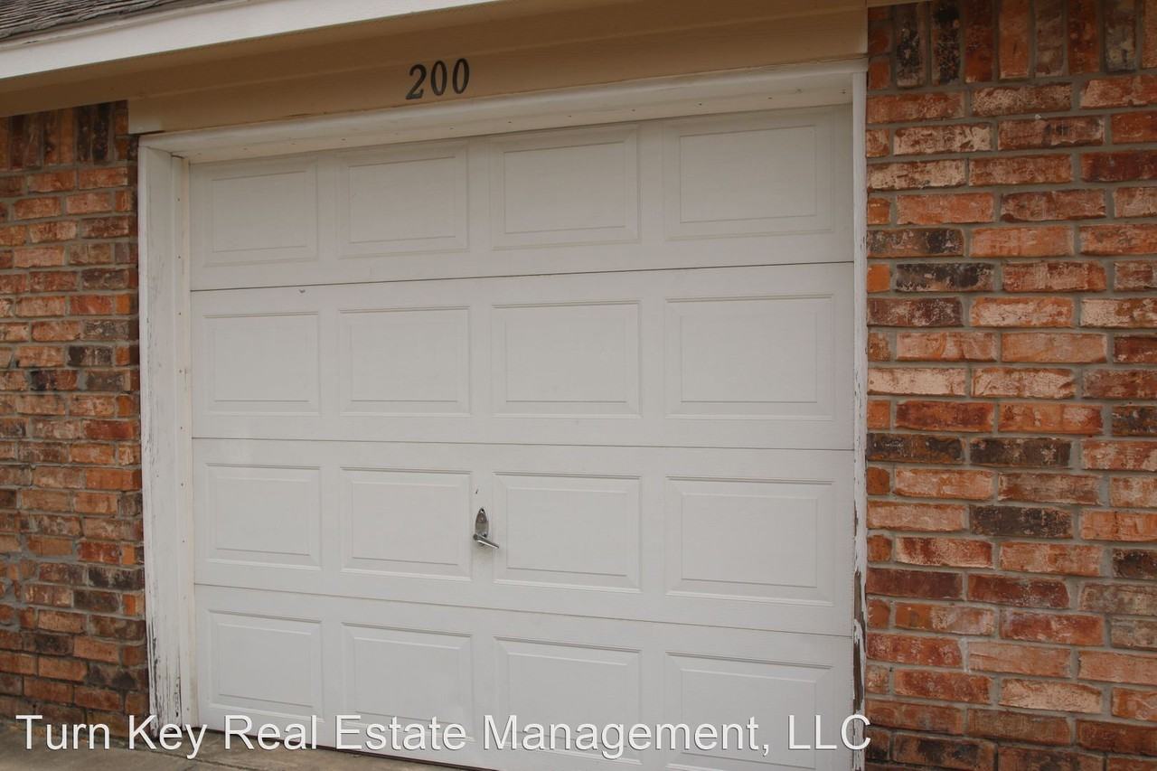 219 N Denton Road - Photo 3 of 16