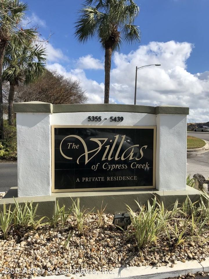 5373 Vineland Rd 1C, Orlando, FL 32811 2 Bedroom Apartment for Rent