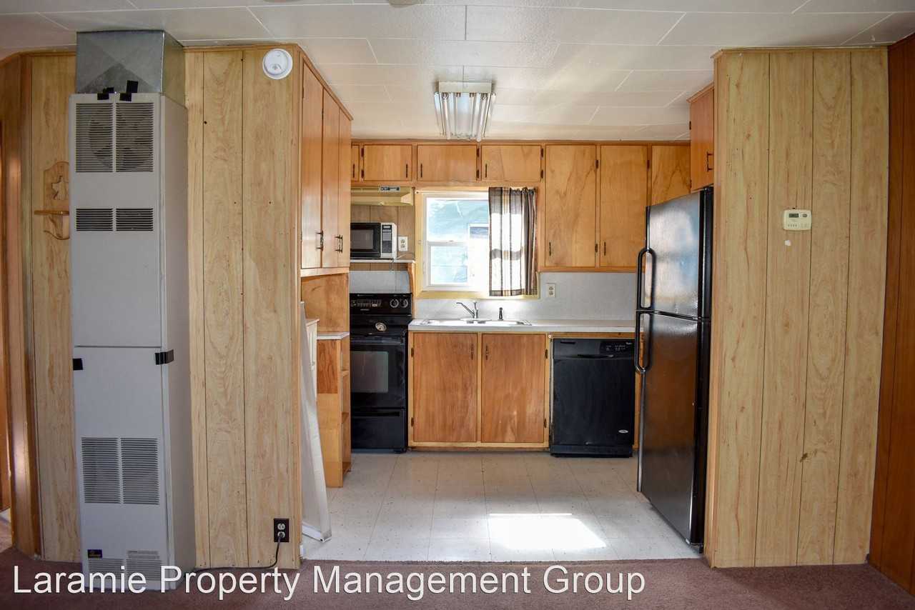 1270 N 6th St - Photo 2 of 12