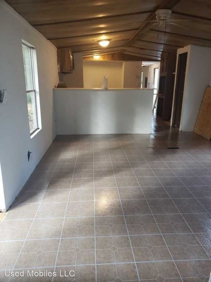 7 White Herron Cir - Photo 3 of 10