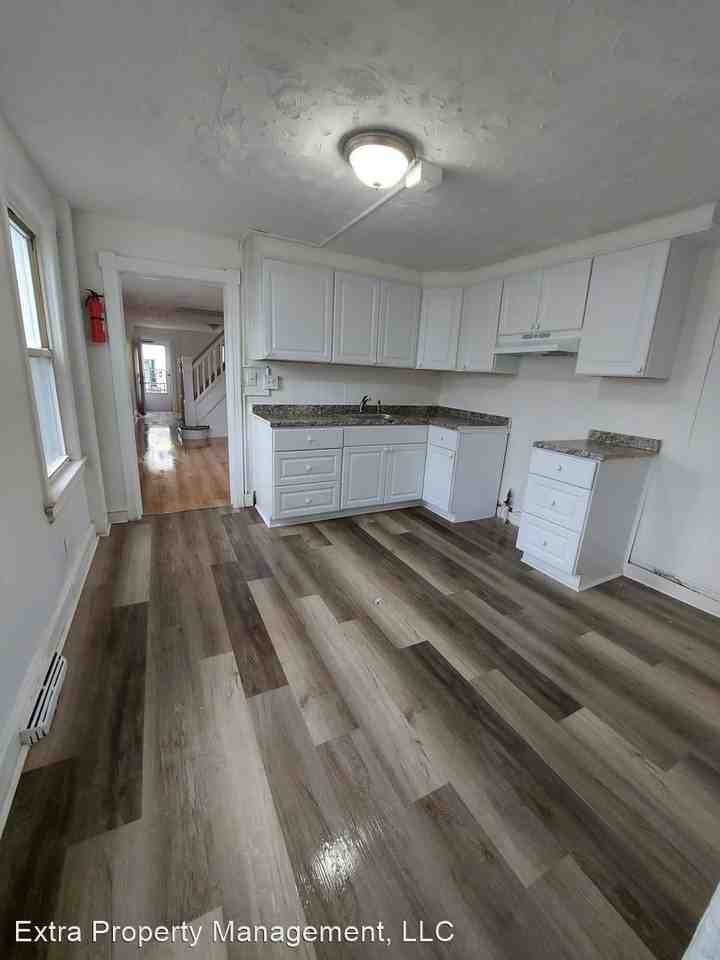 24 New Rose St - Photo 2 of 12