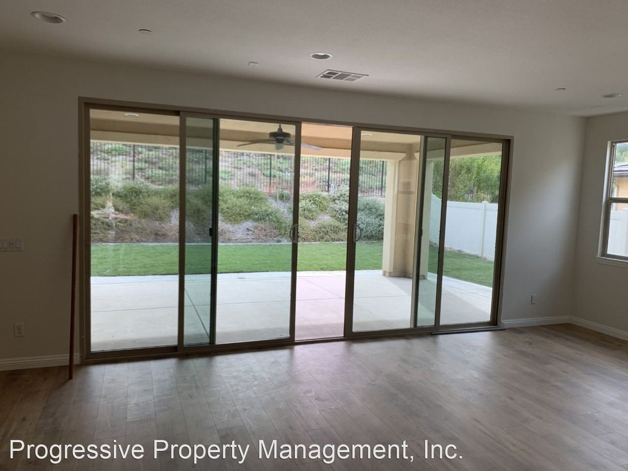 11879 Bunting Cir - Photo 2 of 25