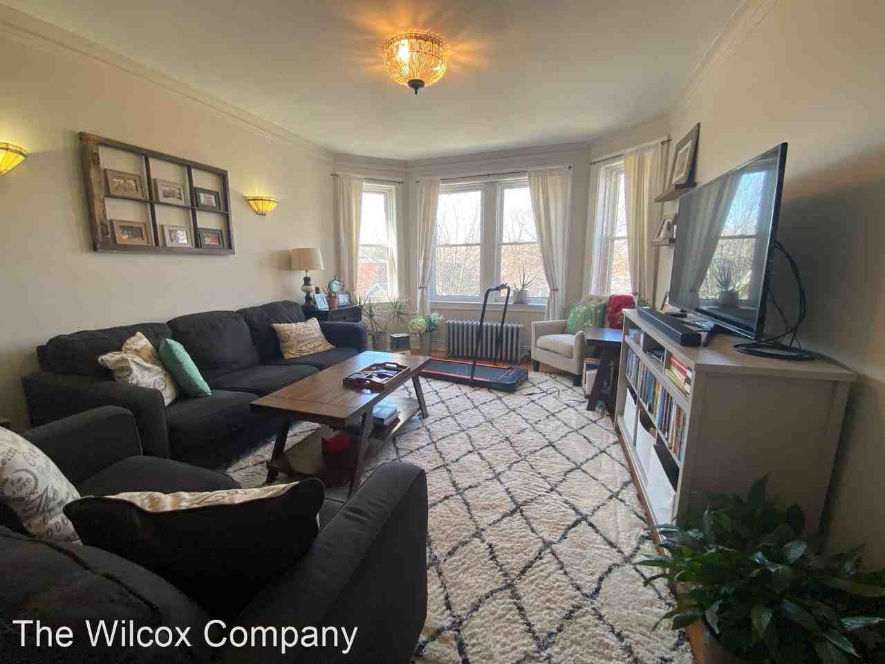 4321 N. Leavitt St. - Photo 2 of 13