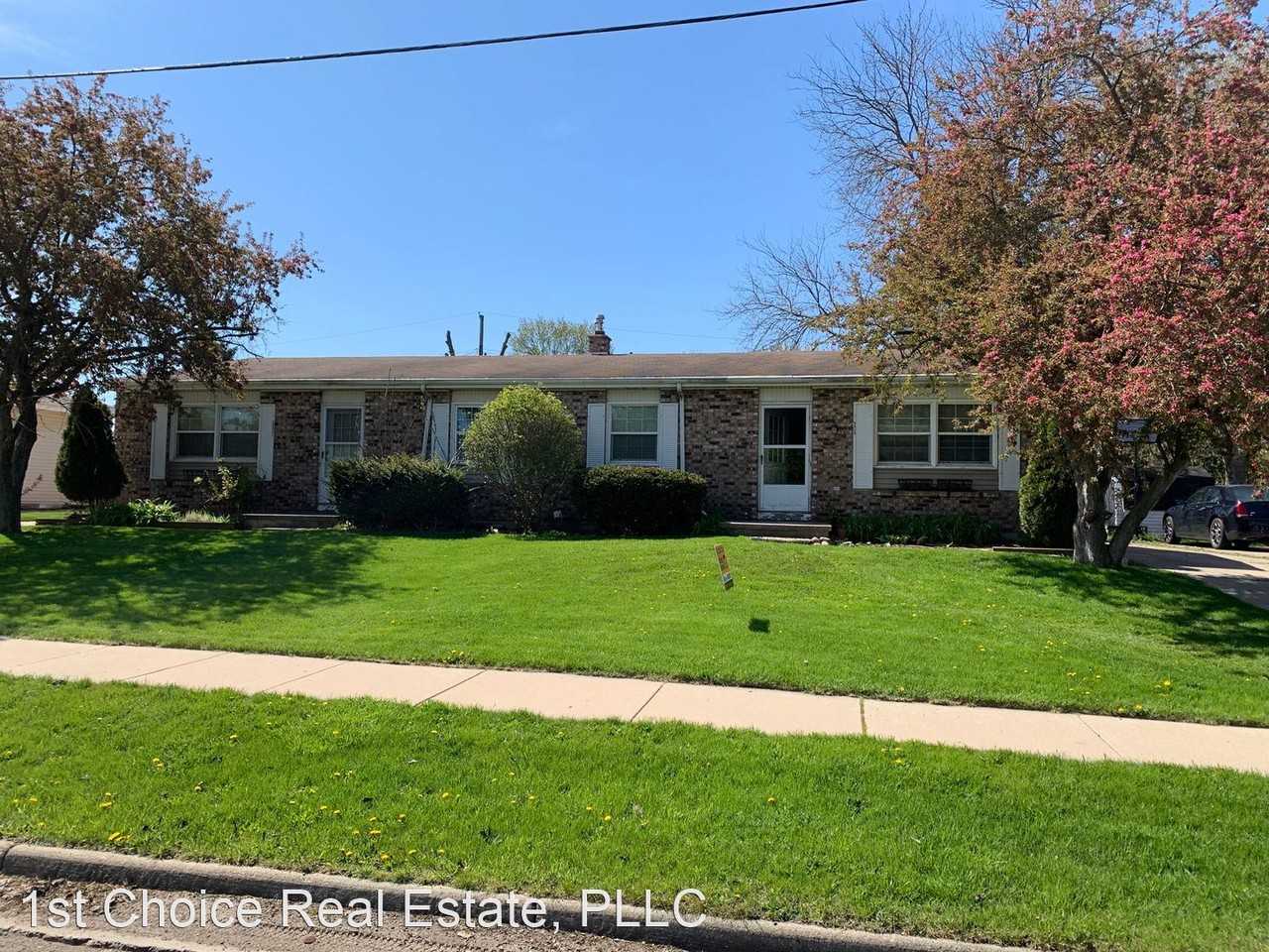 5523 W Michigan Ave - Photo 2 of 17