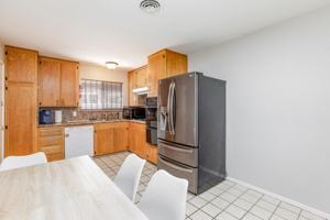 featured image of Lytton Ave