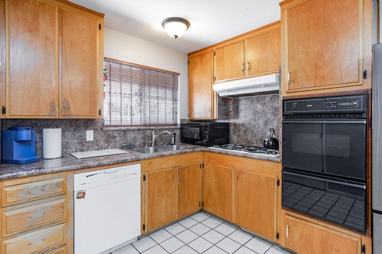 Lytton Ave - Photo 6 of 8