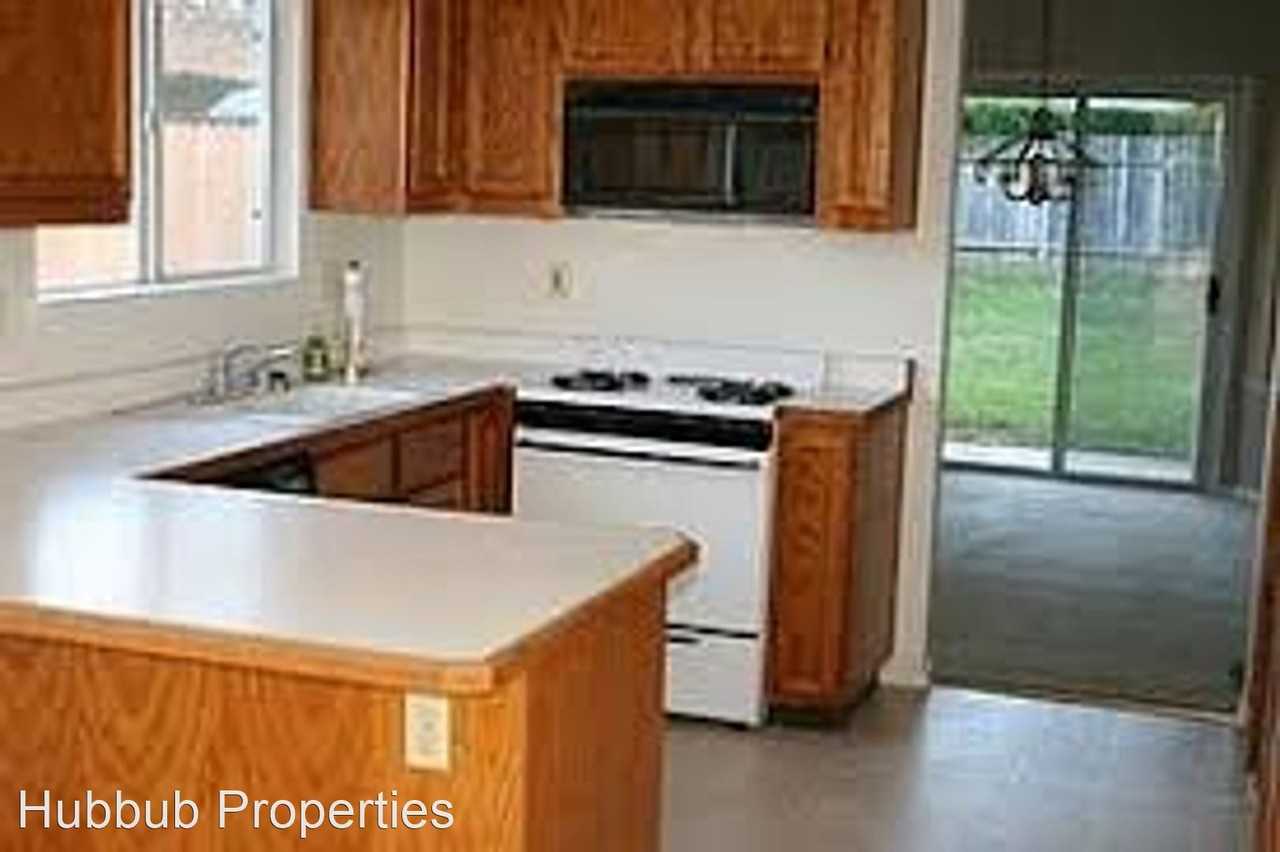 6624 Waterford Dr - Photo 2 of 6