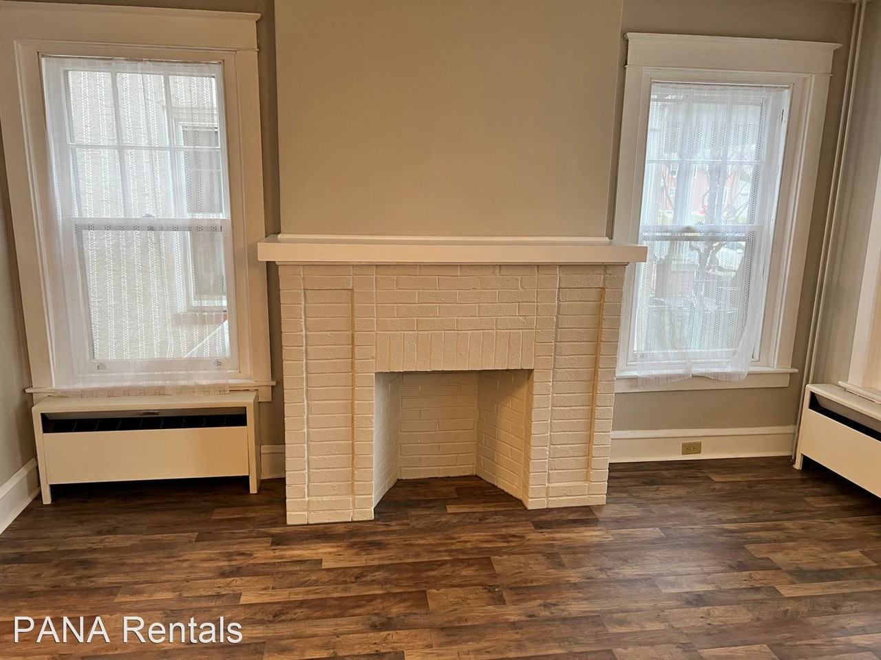 215 N Brobst St - Photo 3 of 13