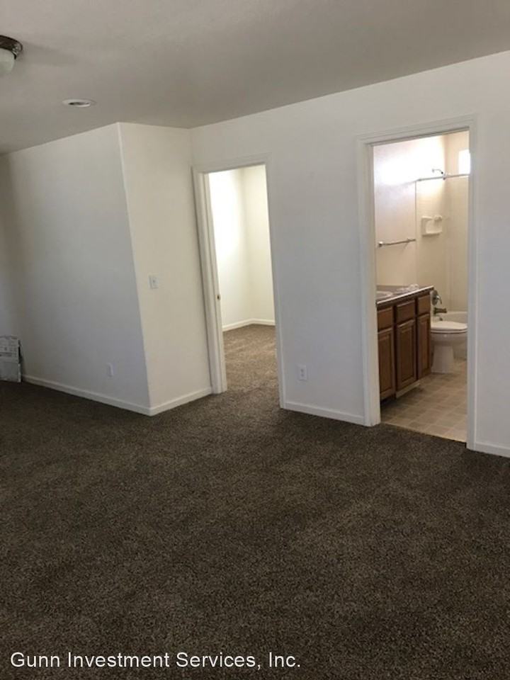 10980 Red Rock Rd - Photo 3 of 13