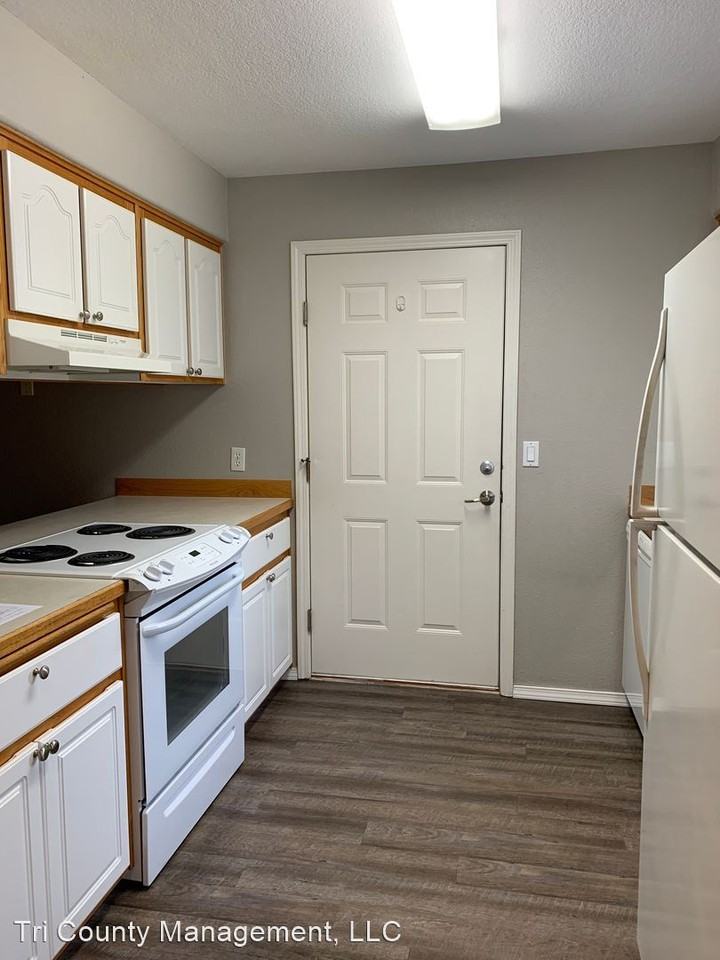 Senior Living At Oatfield Estates 2 & 3 Bedroom Suites ~ a 55+ Community - Photo 2 of 9