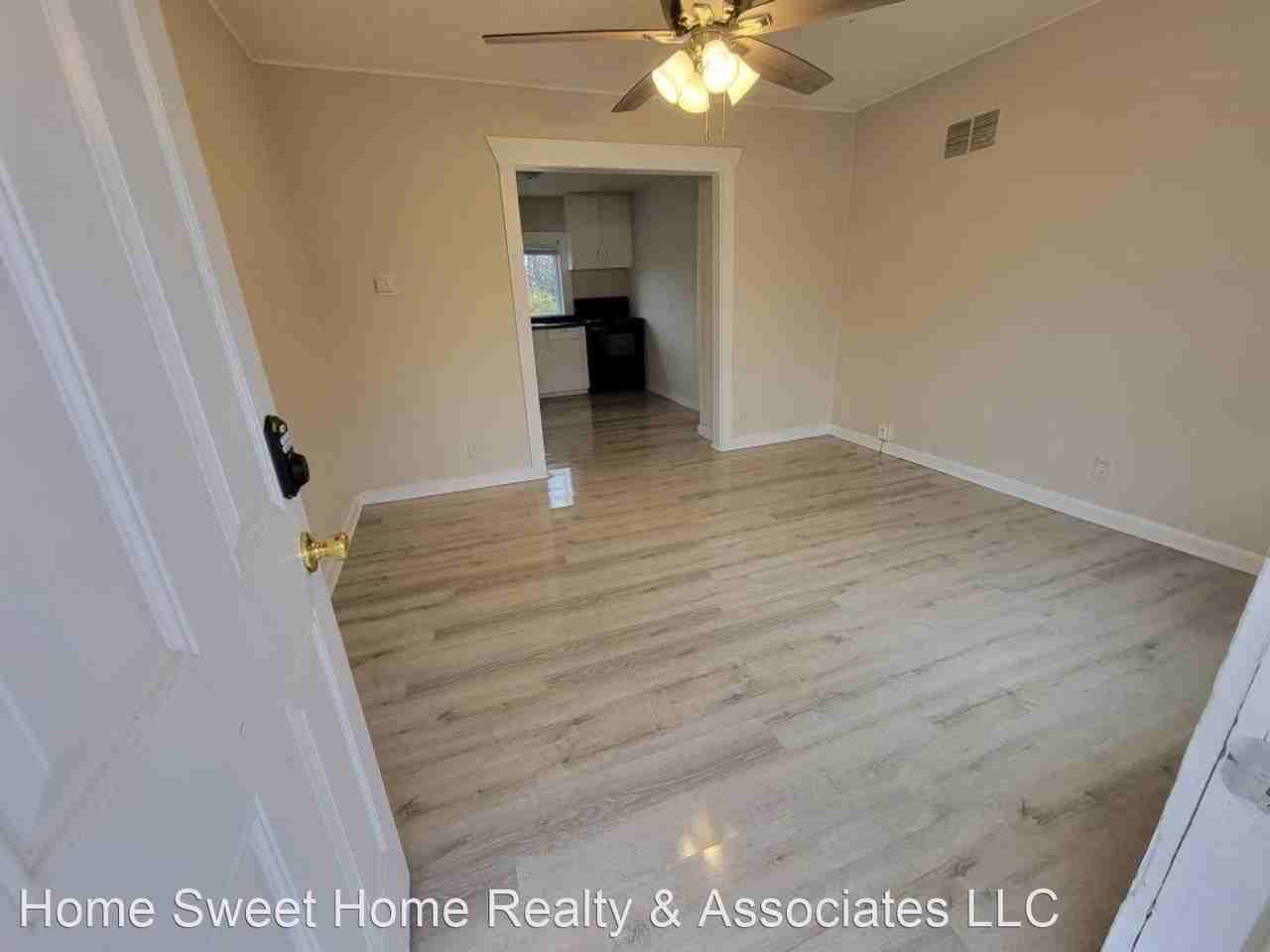 1952 N Old Orchard Ave - Photo 3 of 12