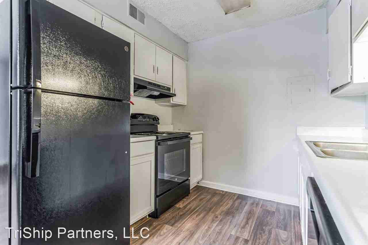 3430 East Apartments - Photo 3 of 21