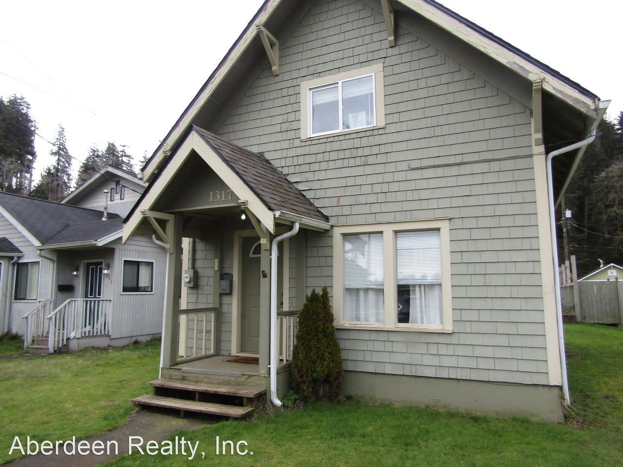 1317 E 1st St - Photo 3 of 30