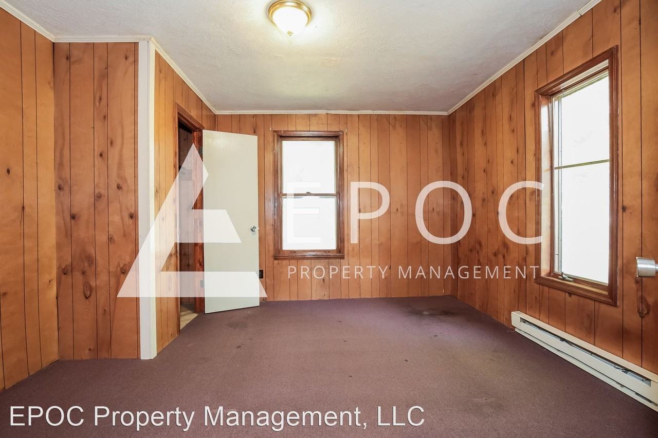 1304 E 1st St - Photo 3 of 14