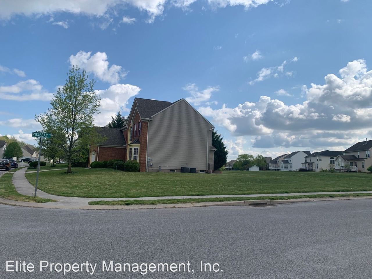 1388 Winterberry Ct - Photo 3 of 50