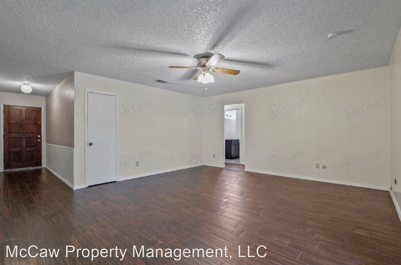 2112 Pecandale Dr - Photo 3 of 12