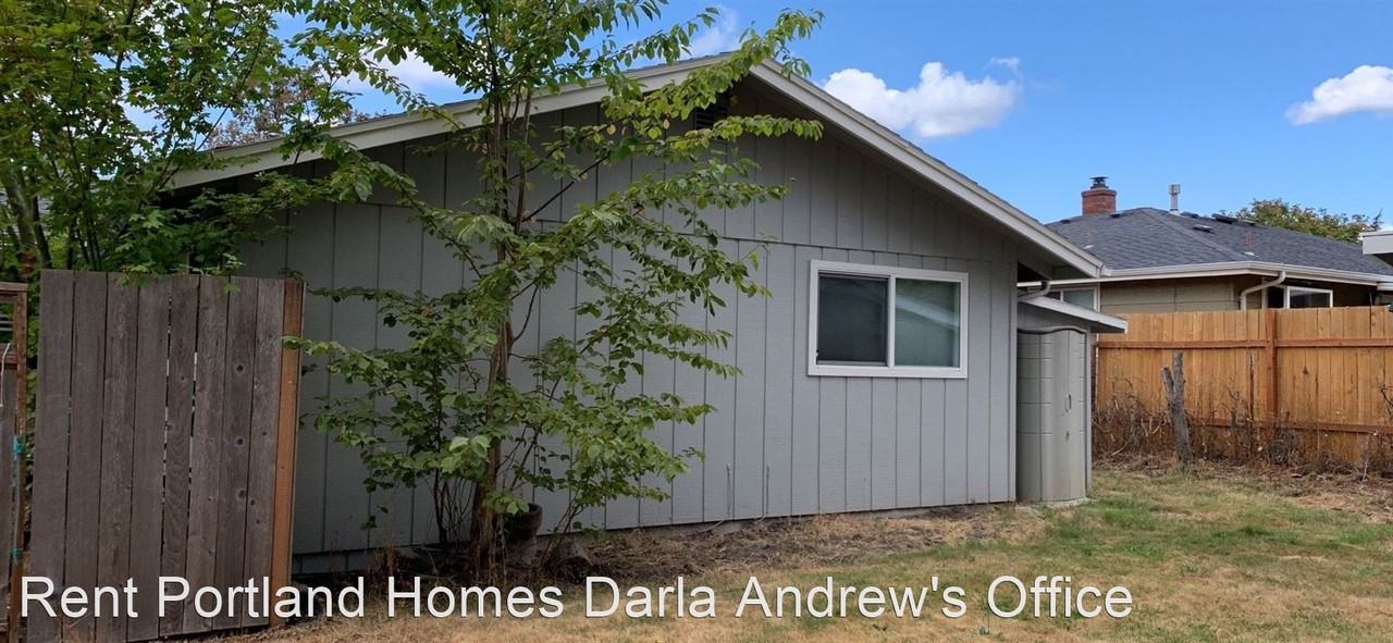 4940 Se Naef Rd - Photo 3 of 6