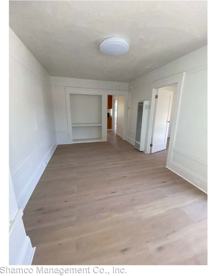 718 Mills Ave - Photo 2 of 16