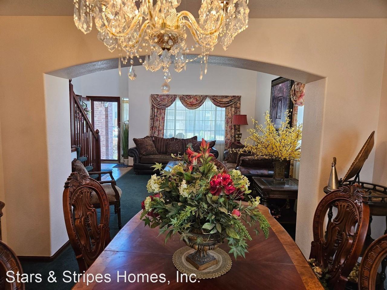 8842 W Ida Pl - Photo 3 of 38