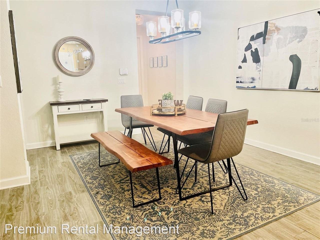 1233 Payne Stewart Dr - Photo 2 of 12