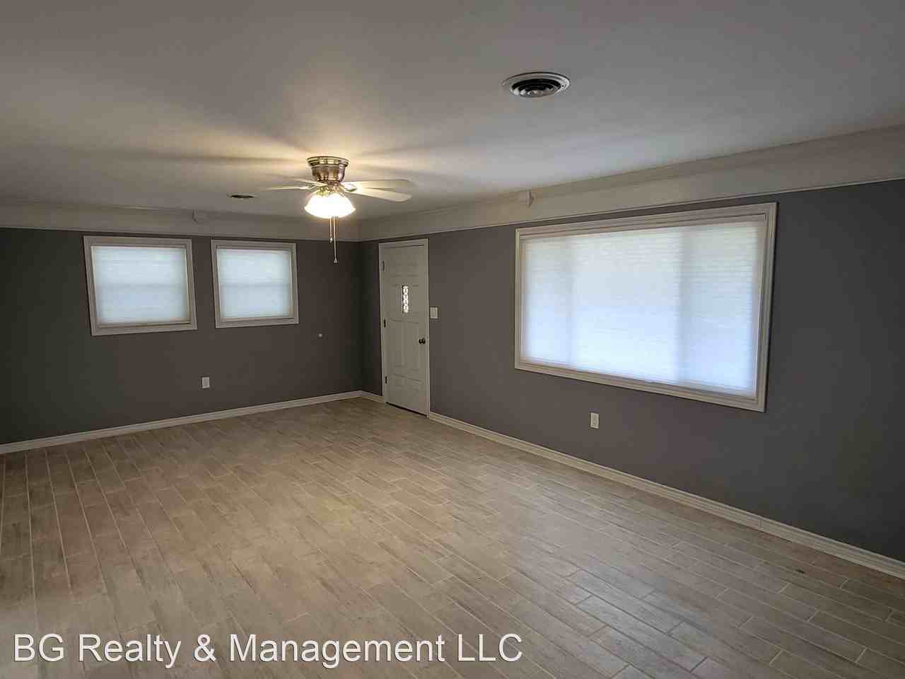 7326 Delcomme St - Photo 2 of 14