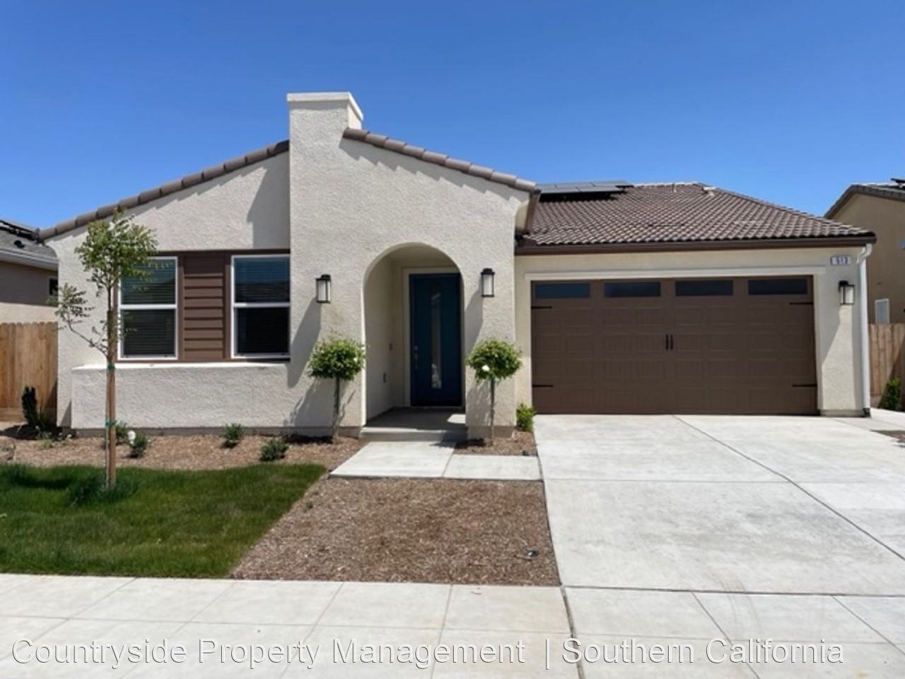 513 Traverse Dr - Photo 2 of 44