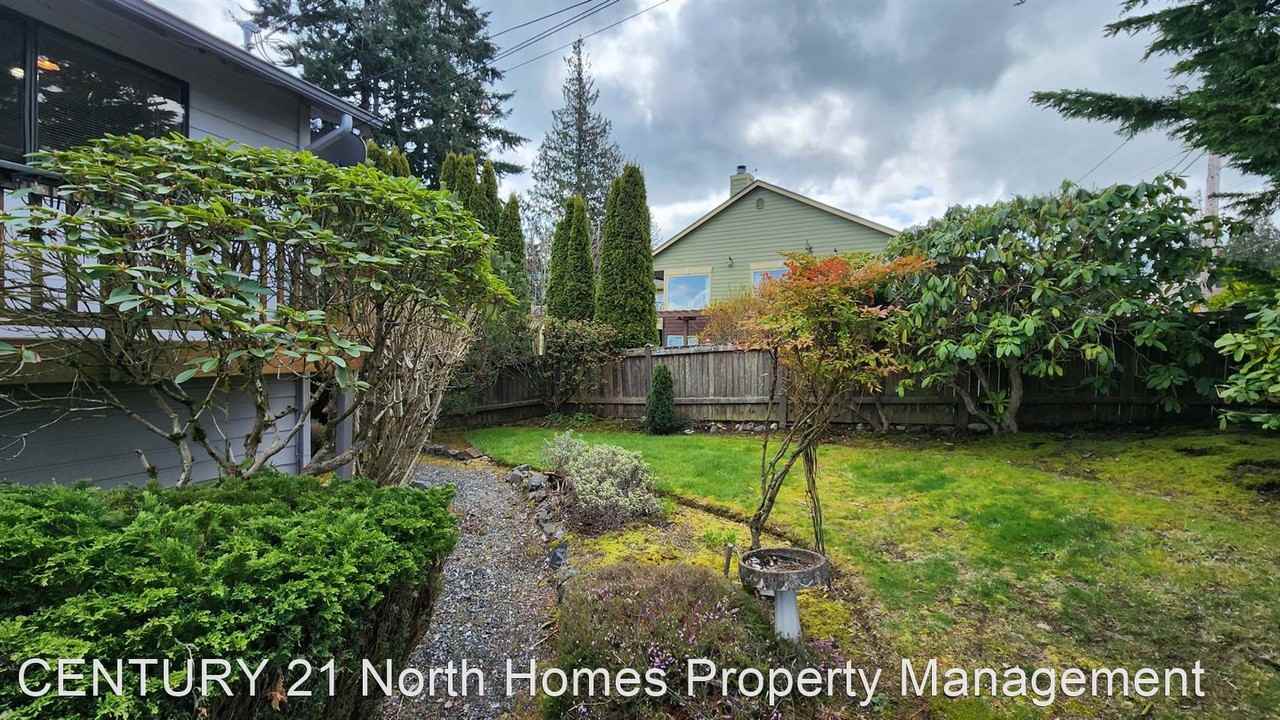4503 Seahurst Ave - Photo 3 of 50