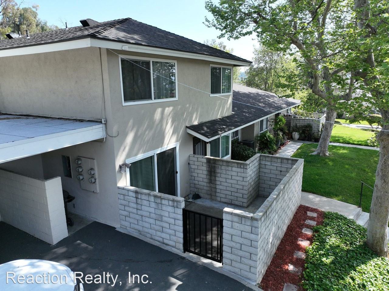 2144 Eveningside Dr - Photo 3 of 49