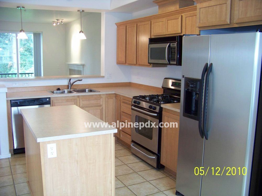 1906 NW Cadbury Ave - Photo 3 of 11