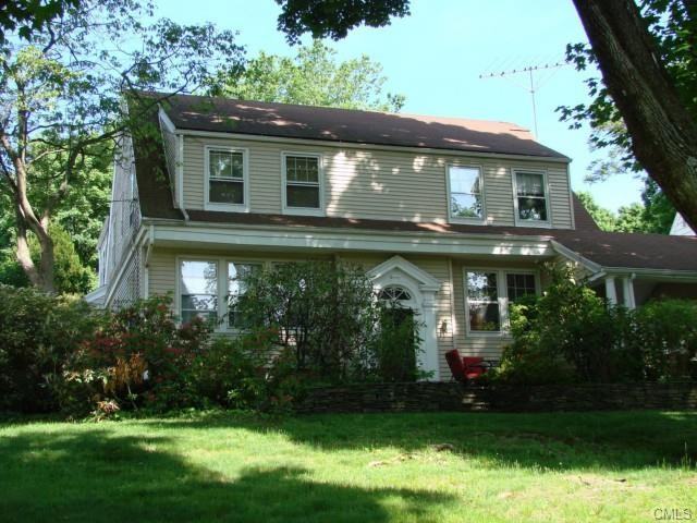 1 East Ave - Photo 2 of 24